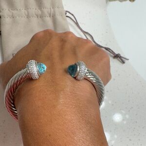 Beautiful David Yurman Bracelet, no scratches and very well taken care of.